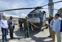 La Policía colombiana recibe tres helicópteros UH60 del Gobierno de EE.UU. helicópteros UH60.