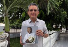 El libro "Armando Manzanero" muestra las facetas del "rey del romanticismo" de México l investigador musical Enrique Martín Briceño