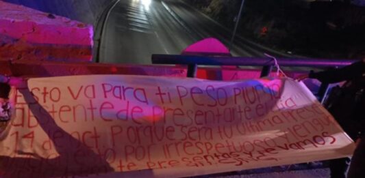 narcomanta dirigida al cantante de música regional Peso Pluma