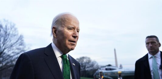 El presidente Joe Biden, condenó este sábado "los ataques terroristas" contra Israel y advirtió que Washington "nunca" dejará de respaldar al Gobierno israelí.