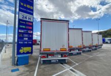Bloqueo de Texas en mexicana Ciudad Juárez afecta exportación de mercancías a EE.UU. A dos días de reabrirse a las exportaciones, el puente Córdova Américas fue bloqueado con retenes del Departamento de Seguridad de Texas.