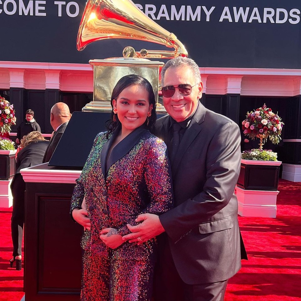 Darcourt ha colaborado con grandes nombres en la música a través de los años, incluyendo Tito Nieves.