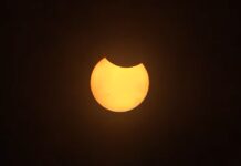 Hoy, sábado 14 de octubre, se producirá un eclipse solar anular que será visible en el oeste de los Estados Unidos, en algunos puntos de América Central y del Sur y, de manera residual en Europa, como en las islas canarias más occidentales (España), y en Cabo Verde.