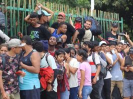 Activistas y migrantes varados en la frontera sur de México se dividen entre la esperanza y el recelo ante la cumbre migratoria que convocó para el próximo domingo en Chiapas el presidente Andrés Manuel López Obrador y que contará con la participación de otros 11 países de Latinoamérica.