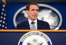 Estados Unidos aseguró este viernes que Corea del Norte ha enviado a Rusia por tren y por barco más de mil contenedores repletos de equipos militares y municiones para que puedan ser usados en la guerra en Ucrania.
