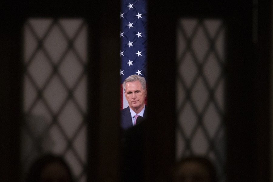 McCarthy abre 118 legislatura del Congreso de EEUU con desafío a demócratas La destitución de Kevin McCarthy como presidente de la Cámara de Representantes ha dejado al partido republicano con la urgencia de solucionar el caos generado en sus propias filas en plena carrera por buscar a un sucesor.