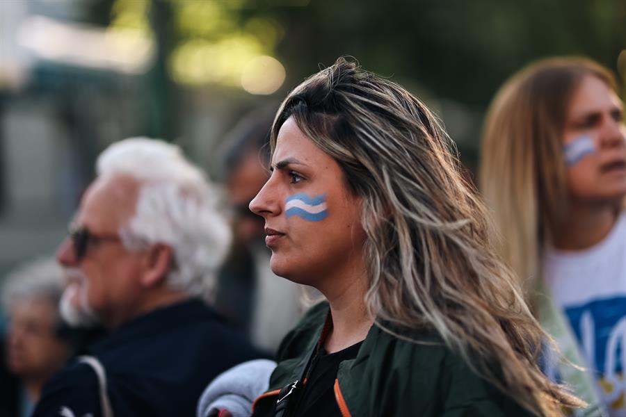 Los jóvenes argentinos votan Los jóvenes argentinos votan