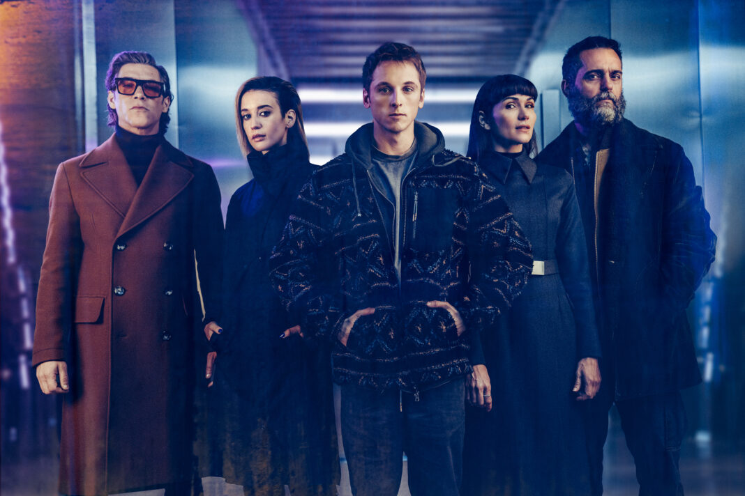 Pedraza y Scholz juntos a Pedro Alonso, Óscar Jaenada, y Lela Loren en “Awareness”.