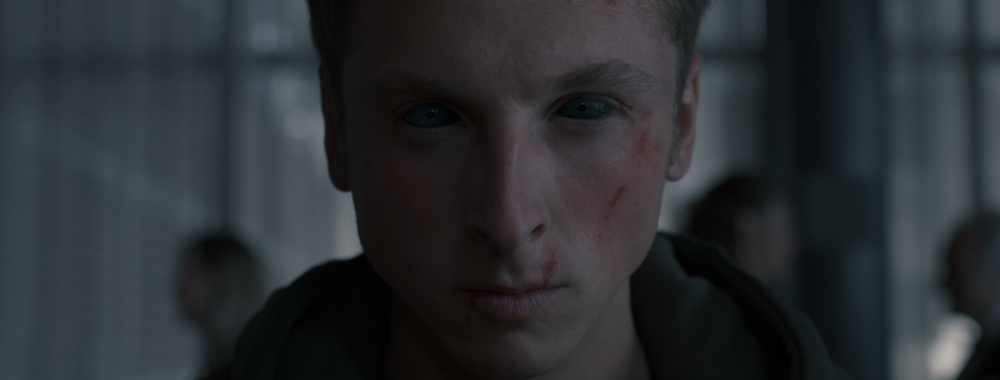 Scholz interpretando el personaje de Ian en &ldquo;Awareness&rdquo;.