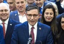 El cuarto republicano nominado a presidir la Cámara Baja se somete a la votación del pleno El congresista Mike Johnson, el cuarto republicano nominado a presidir la Cámara de Representantes en dos semanas, se somete este miércoles a la votación del pleno.