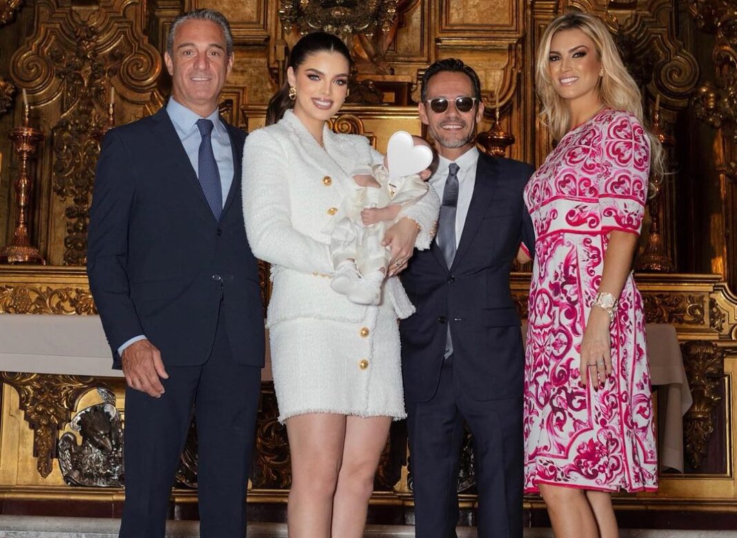 Nadia Ferreira y Marc Anthony recientemente celebraron el bautizo de su hijo en la Ciudad de México.