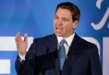 Florida pone bajo la lupa a firma de análisis de riesgo por "discriminar" a Israel Gobernador de Florida, el republicano Ron DeSantis.