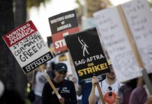 El Sindicato de Actores de Hollywood (SAG-AFTRA, en inglés) regresó este lunes a la mesa de negociaciones con la Alianza de Productores de Cine y Televisión (AMPTP, en inglés) para buscar un acuerdo que pueda terminar con su huelga.