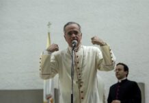 Obispo nicaragüense pide no aceptar "la voluntad de un tirano" ni normalizar el destierro Silvio Báez