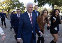 El republicano Tom Emmer retira su candidatura a liderar la Cámara tras rechazo de Trump Tom Emmer