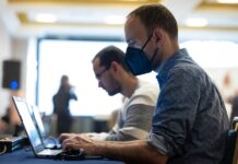 La ciudad de Nueva York ha recuperado prácticamente todos los empleos que se perdieron durante la crisis económica causada por la pandemia de la covid-19, según las cifras divulgadas por la Alcaldía y que este viernes recogen los medios locales.