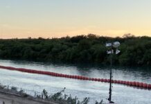 boyas instaladas en el río Grande