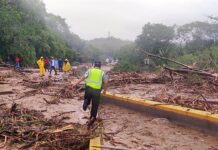 daños ocasionados por el Huracán Otis, hoy en el balneario de Acapulco