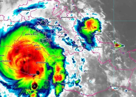 Otis toca tierra cerca de Acapulco como huracán de categoría 5 tormenta otis