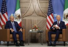 Andrés Manuel López Obrador (i) de México, y su homólogo de Estados Unidos, Joe Biden,