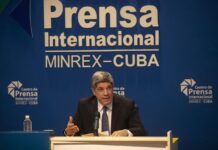 La Habana insta a EE.UU. a deportar a los migrantes cubanos irregulares Carlos Fernández de Cossío