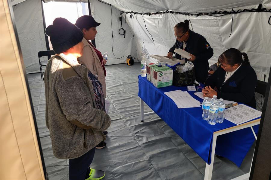 Migrantes son atendidos por el OIM.