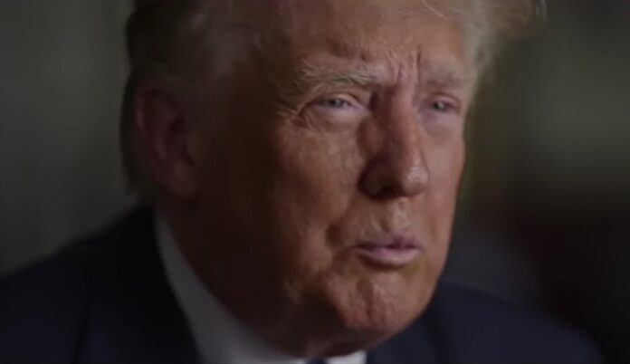 Las críticas de Trump a la asistente del juez propiciaron que este impusiera una 