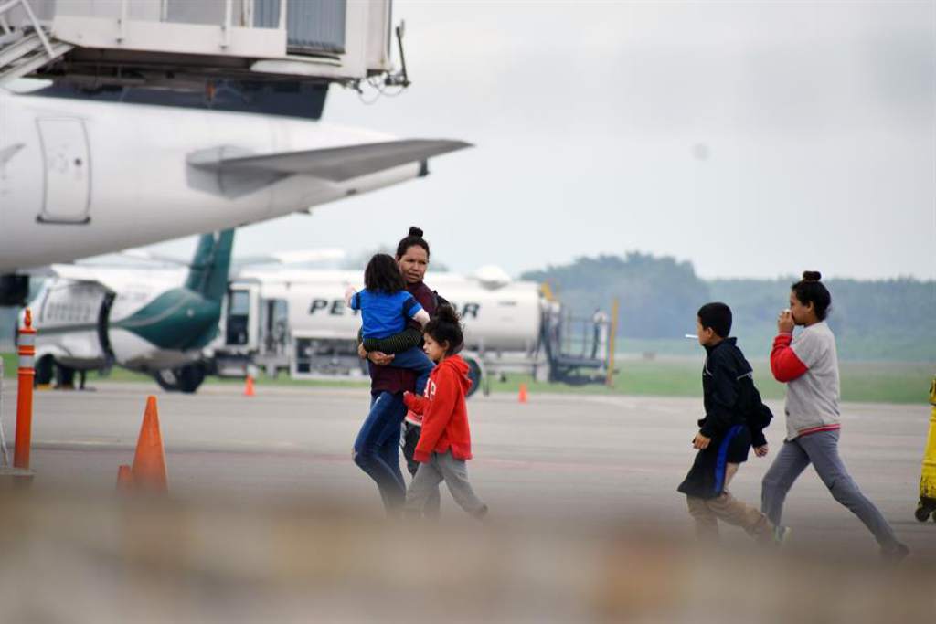 Inmigrantes deportados.