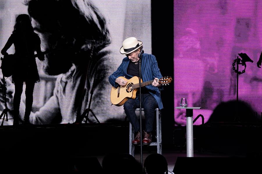 El cantautor espa&ntilde;ol Joaqu&iacute;n Sabina se presenta hoy en concierto en el Madison Square Garden (2)
