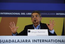 El escritor Sergio Ramírez afirma que "Centroamérica es cada vez más antidemocrática"