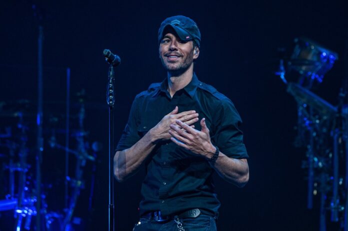 Iglesias, que ha vendido más de 180 millones de álbumes en todo el mundo, dijo entonces que la gira sería “una experiencia increíble”.