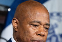 La necesidad de transparencia en la administración de Eric Adams Alcalde de Nueva York, Eric Adams.