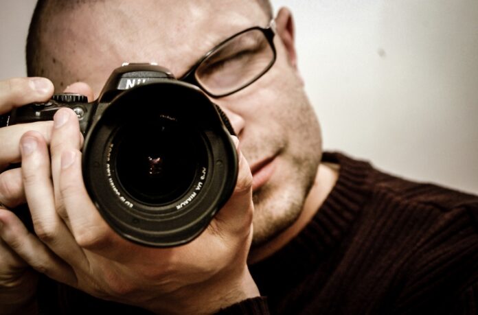 Fotográfo 1Foto Pixabay Los paparazzi son fotógrafos a veces difamados, incomprendidos, alguna vez admirados. Foto Pixabay