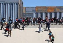 Los legisladores también aprobaron el proyecto de ley SB 3, que asignaría 1.540 millones de dólares para construir barreras fronterizas.