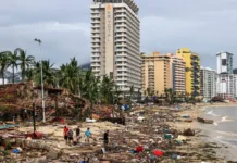 Las autoridades han contabilizado además 273.844 viviendas, cinco refugios temporales que acogen a 278 personas en Acapulco.