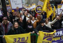 Conserjes y personal de mantenimiento de Nueva York piden un convenio digno MANIFESTACION DE CONSERJES