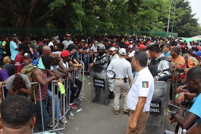 El reporte también detalla que la mayoría de las personas en situación migratoria irregular en México corresponde principalmente a migrantes centroamericanos.