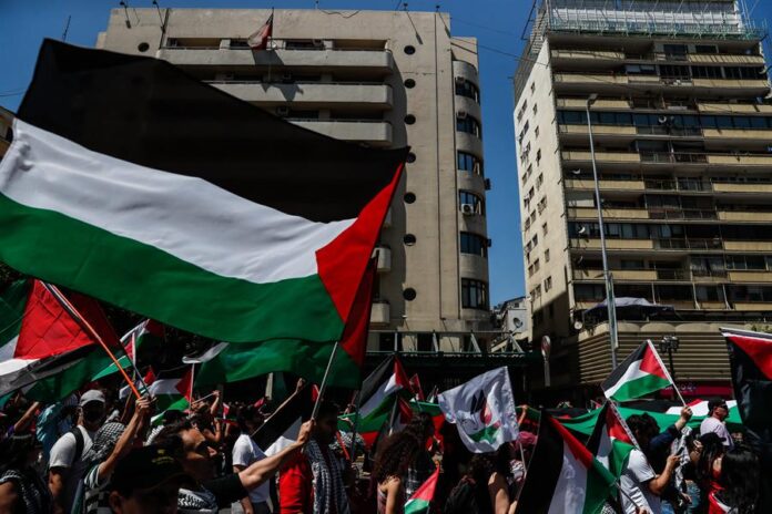 Miles de personas se manifiestan contra el genocidio en Gaza Miles de personas se manifiestan contra el genocidio en Gaza