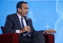 La comitiva está encabezada por Philip Gordon, asesor de Seguridad Nacional de la vicepresidenta, Kamala Harris.