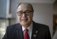 Cámara hispana aplaude "nearshoring" en México para "no hacer negocio" con China El presidente de la Cámara de Comercio Hispana de los Estados Unidos, Ramiro Cavazos.