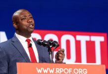 El senador afroamericano Tim Scott deja la carrera por la nominación republicana Tim Scott