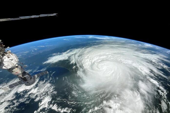 huracán Idalia sobre el Golfo de México y Florida huracán