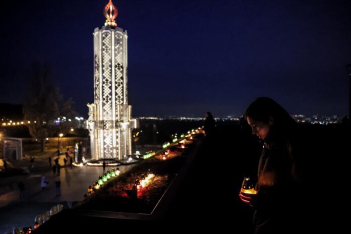 recuerda a las víctimas del 'Holodomor'