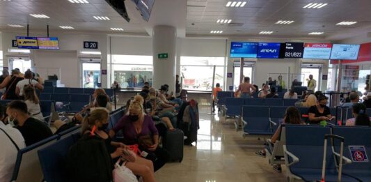 turistas por vía aérea