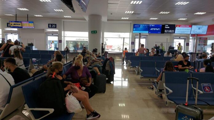turistas por vía aérea
