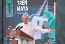 Andrés Manuel López Obrador durante una rueda de prensa en San Francisco de Campeche