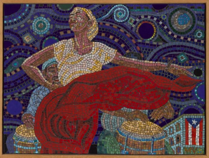 Manny Vega, Bomba Celestial, vidrio coloreado sobre yeso, 2009–2010, Colección de Bobbito García alias Kool Bob Love, cortesía de Manny Vega.