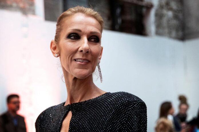 Céline Dion, de 55 años, reveló en octubre de 2021 que sufría una enfermedad que afecta al sistema nervioso y le provoca espasmos musculares, lo que le obligó a cancelar ese año conciertos en Las Vegas.