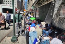 En una ciudad que se enorgullece de su diversidad, la Navidad en Nueva York siempre ha sido un tapiz de celebraciones multiculturales.