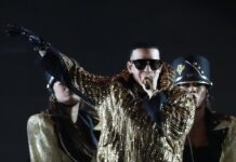 Daddy Yankee y Don Omar se reconcilian tras varios años de enemistad El veterano artista, quien anunció su retiro de los escenarios el pasado 3 de diciembre en una presentación en Puerto Rico, reconoció a Don Omar por ser "un grandioso adversario y nunca dejaré de reconocer todo lo que también has hecho por nuestro movimiento".